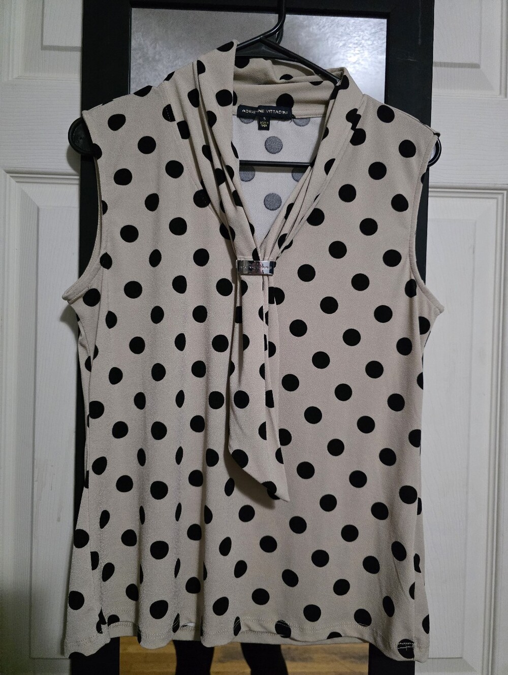 Adrienne Vittadini Beige Sleeveless Polka Dot Tie-Neck Top